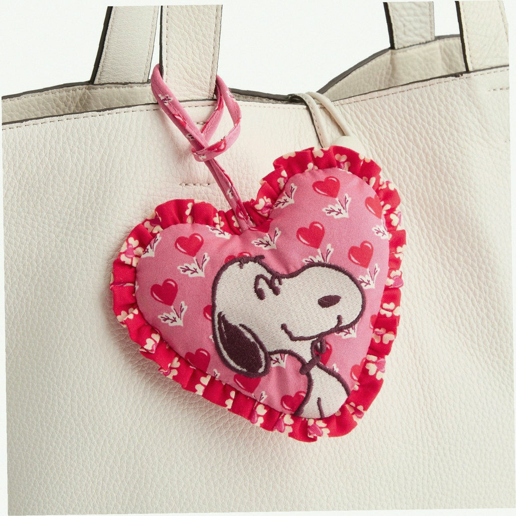 Peanuts Snoopy Love Bag Charm