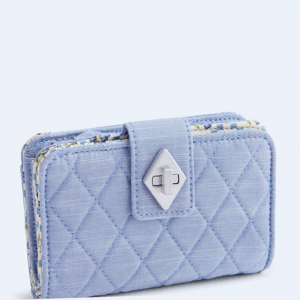 Small Turnlock Wallet