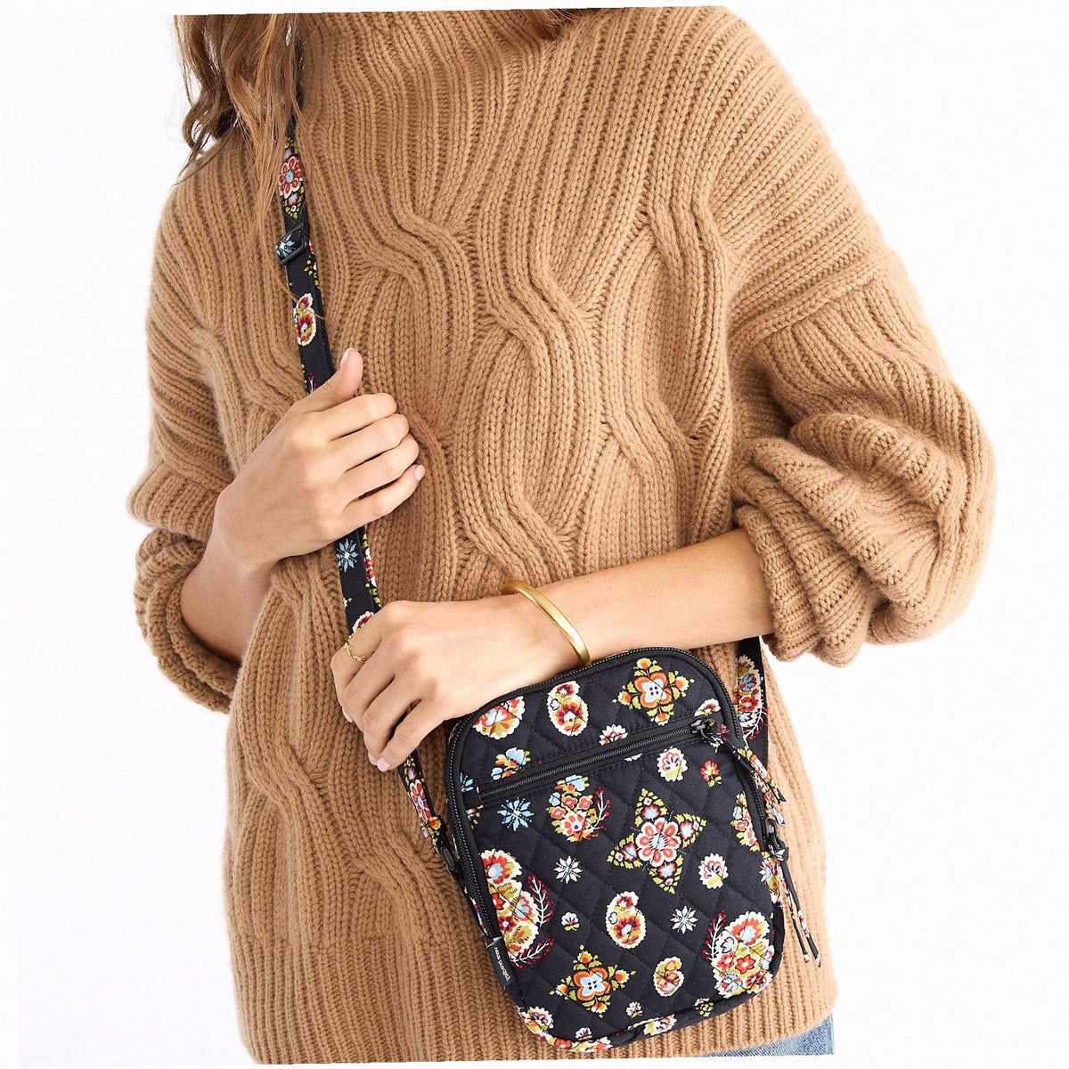 Sullivan Crossbody